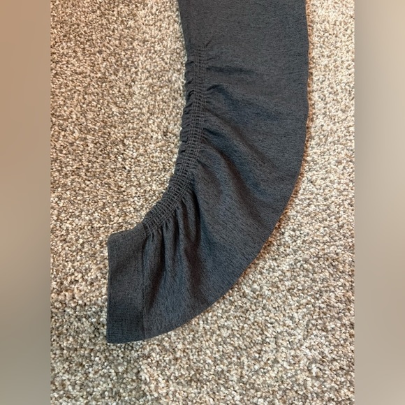 Athleta Yin-Yang 2 in 1 Tight Skirted Leggings Size Small - Picture 5 of 5